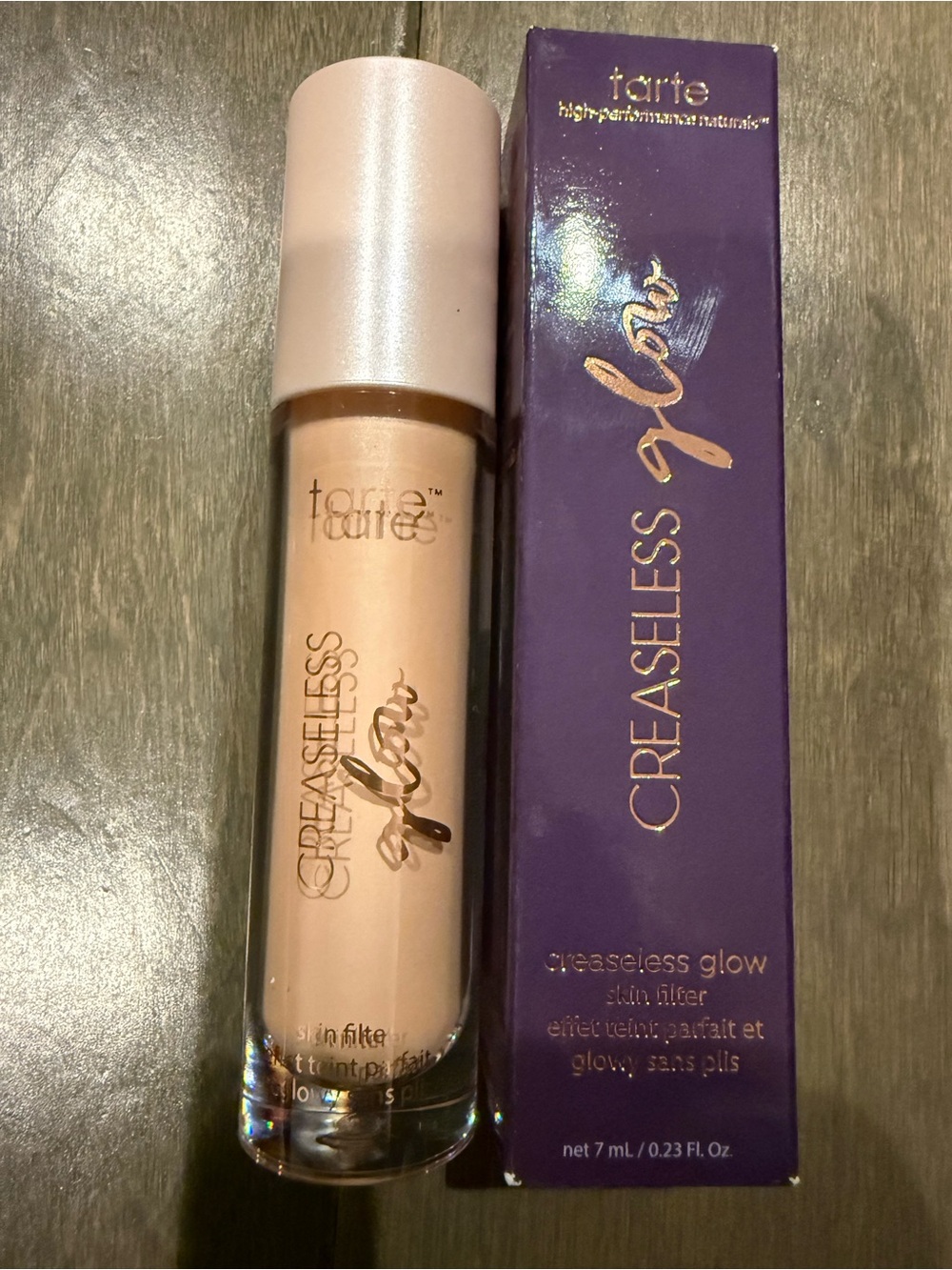 New Tarte Creaseless Glow Skin Filter - Twinkling